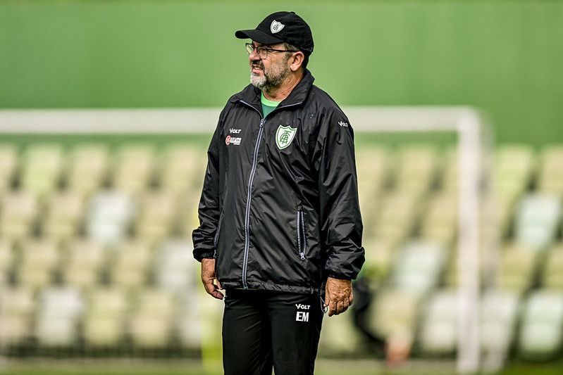 Escalação do América: Enderson Moreira terá força máxima para enfrentar o CRB