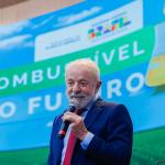 Lula critica Trump e diz que presidente dos EUA deveria ser 'menos internet e mais chefe de Estado'