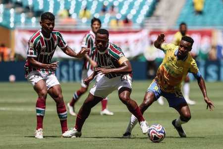 Fluminense fez partida ruim, mas conseguiu assegurar a classificação no Mundial