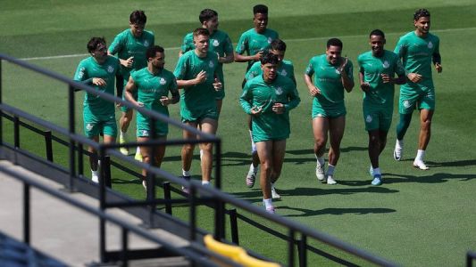 Elenco do Palmeiras durante treino nos Estados Unidos