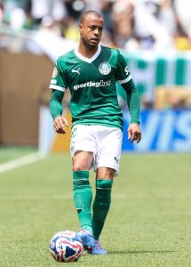 Mayke está nos últimos seis meses de contrato com o Palmeiras