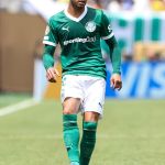 Santos aguarda decisão do Palmeiras para avançar em pré-contrato com Mayke