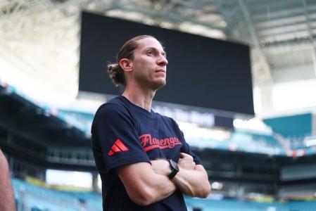 Filipe Luís exaltou o desempenho do Flamengo na eliminação para o Bayern
