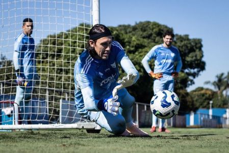 Elenco do Cruzeiro se preparara para torneio amistoso no Espírito Santo