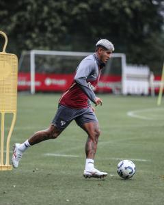 Alan Franco está nos últimos seis meses de contrato com o São Paulo