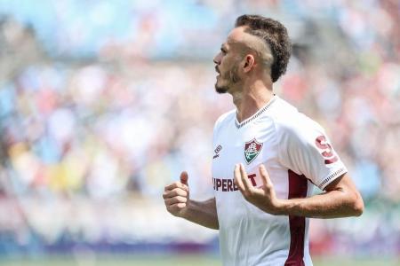 Renê está suspenso para o próximo jogo do Fluminense