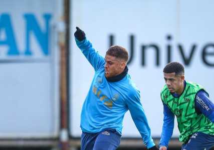 Cuéllar se lesiona e desfalca o Grêmio por ao menos uma semana