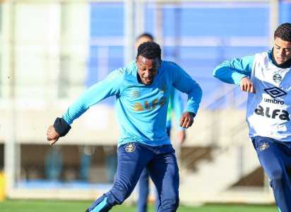 Edenilson deve ser a novidade do Grêmio contra o Cruzeiro
