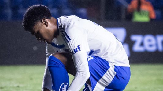 Kaique Kenji em duelo pela Vitória Cup