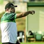 Escalação do América: Enderson Moreira não terá dois titulares para encarar Athletic