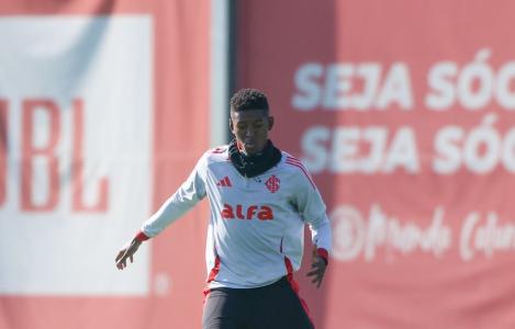 Vitão deve ser titular no Inter contra o Vitória