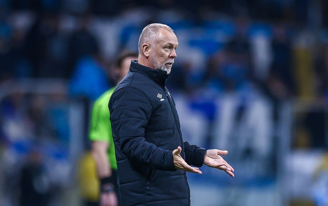 Mano Menezes afirma que enfrentar o Cruzeiro será bom para o Grêmio; entenda