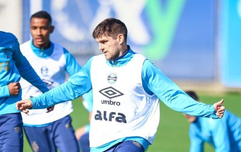 Kannemann ficou de fora da Recopa Gaúcha por conta de sintomas gripais