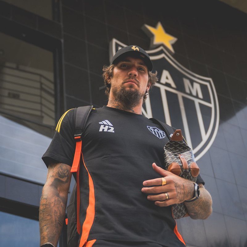 Lesionado, Lyanco se declara ao Atlético e indica retorno aos gramados