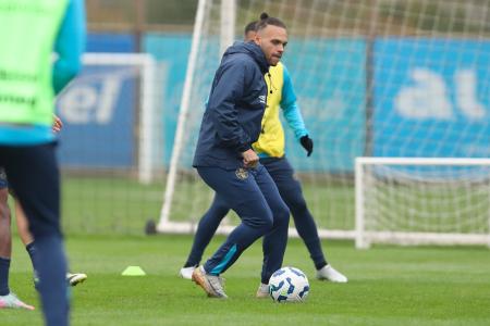 Martin Braithwaite é o principal atacante do Grêmio