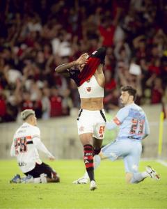 Wallace Yan foi o autor do segundo gol do Flamengo na vitória sobre o São Paulo