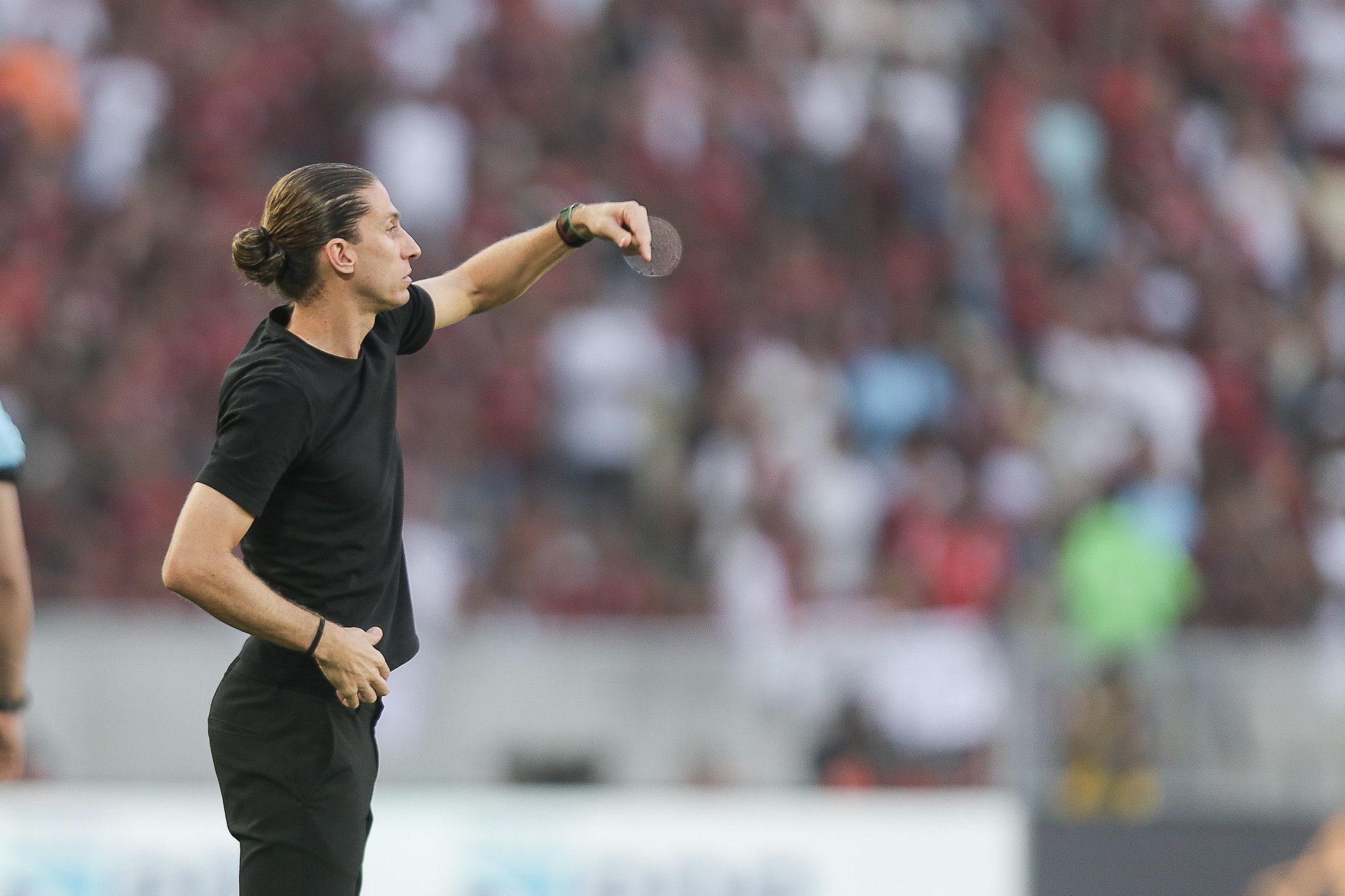 Filipe Luís é direto sobre situação de Pedro no Flamengo após gol no clássico