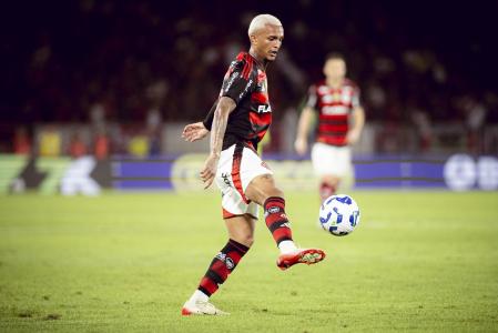 Wesley está perto de deixar o Flamengo, clube que o revelou