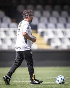 Cléber Xavier, técnico do Santos FC