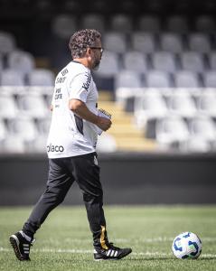 Cléber Xavier, técnico do Santos FC