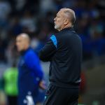 Mano Menezes assume culpa pela goleada do Cruzeiro sobre o Grêmio e manda recado