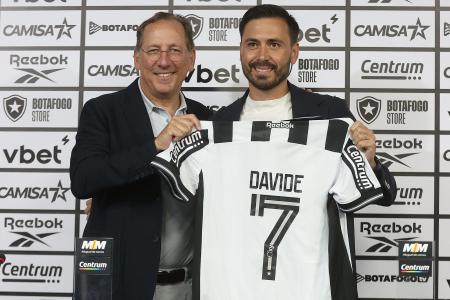 John Textor e Davide Ancelotti: empresário norte-americano reforça confiança no trabalho do treinador italiano