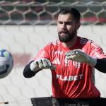 Acertado com o Cruzeiro, Matheus Cunha, do Flamengo, é relacionado para clássico