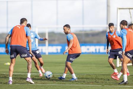 Jogadores do Bahia durante treino de preparação para enfrentar o América de Cáli-COL