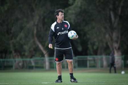 Fernando Diniz terá desfalques para encarar o Del Valle