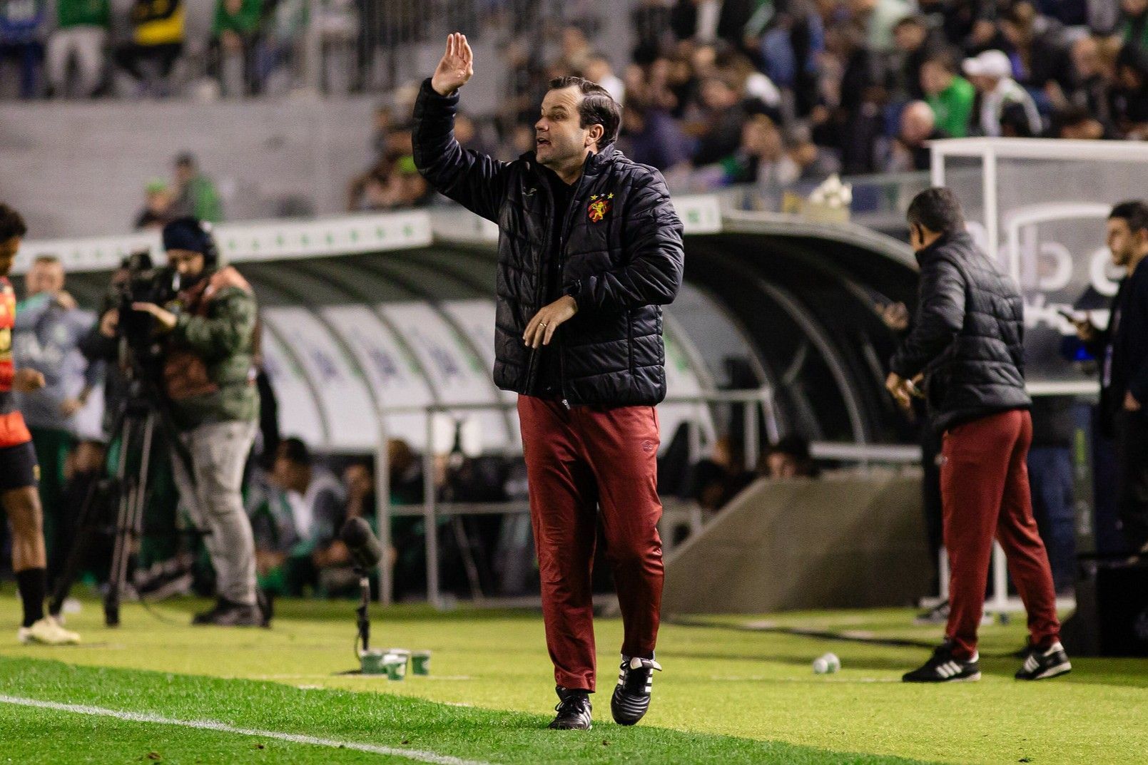 Daniel Paulista aponta falhas do Sport e admite dificuldade contra o Juventude