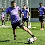 Titular do América sofre lesão ligamentar no joelho e desfalca equipe