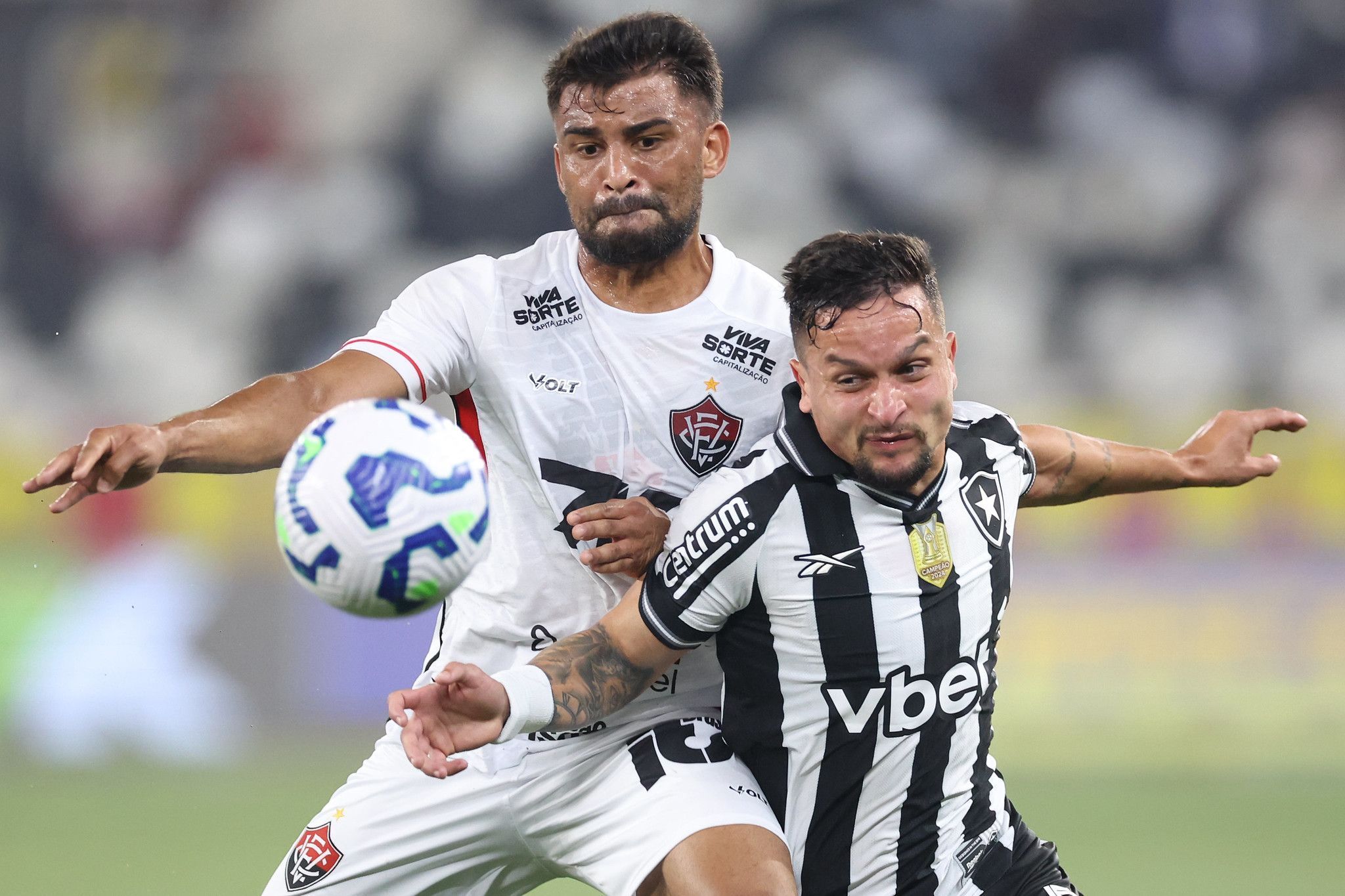 Na estreia de Ancelotti, Botafogo empata com o Vitória pelo Brasileirão