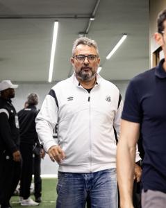 Alexandre Mattos abriu o jogo sobre atuação do Santos no mercado