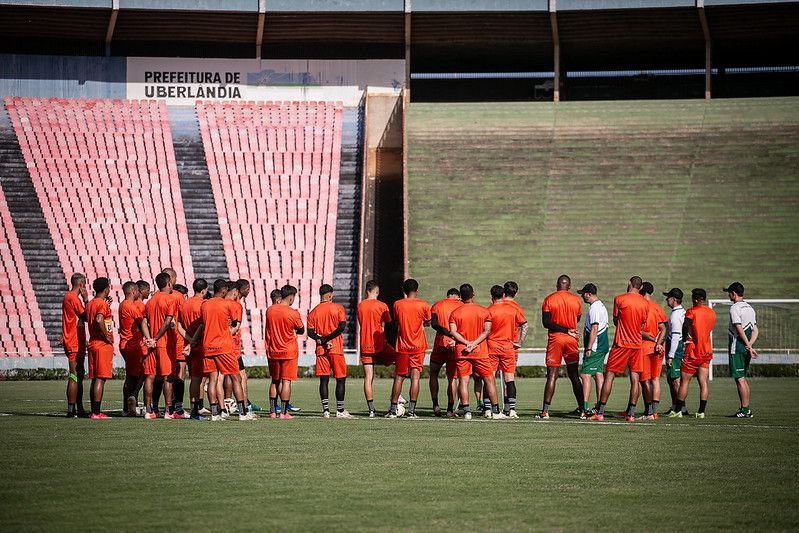 Com força máxima, Uberlândia recebe líder Inter de Limeira-SP pela Série D