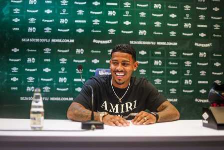 John Kennedy esteve no Maracanã para acompanhar a partida entre Fluminense e Cruzeiro