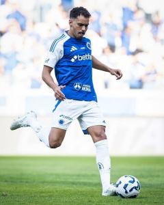 Eduardo, do Cruzeiro, durante partida no Mineirão, pelo Brasileirão deste ano