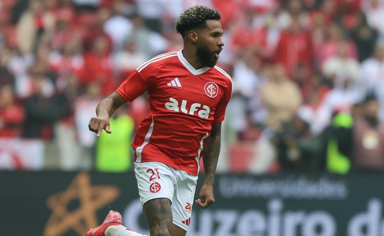 Atacante confirma sondagens do exterior, mas assegura foco no Inter