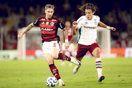 No primeiro turno, o Flamengo venceu o Fluminense por 1 a 0
