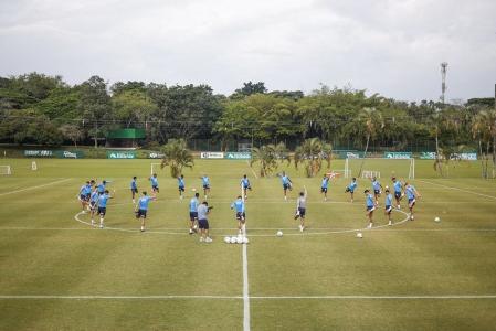 Bahia em treino no CT do Deportivo Cali antes de duelo com o América pela Sul-Americana 2025