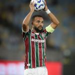 Samuel Xavier critica árbitro, mas evita desculpas por derrota do Fluminense
