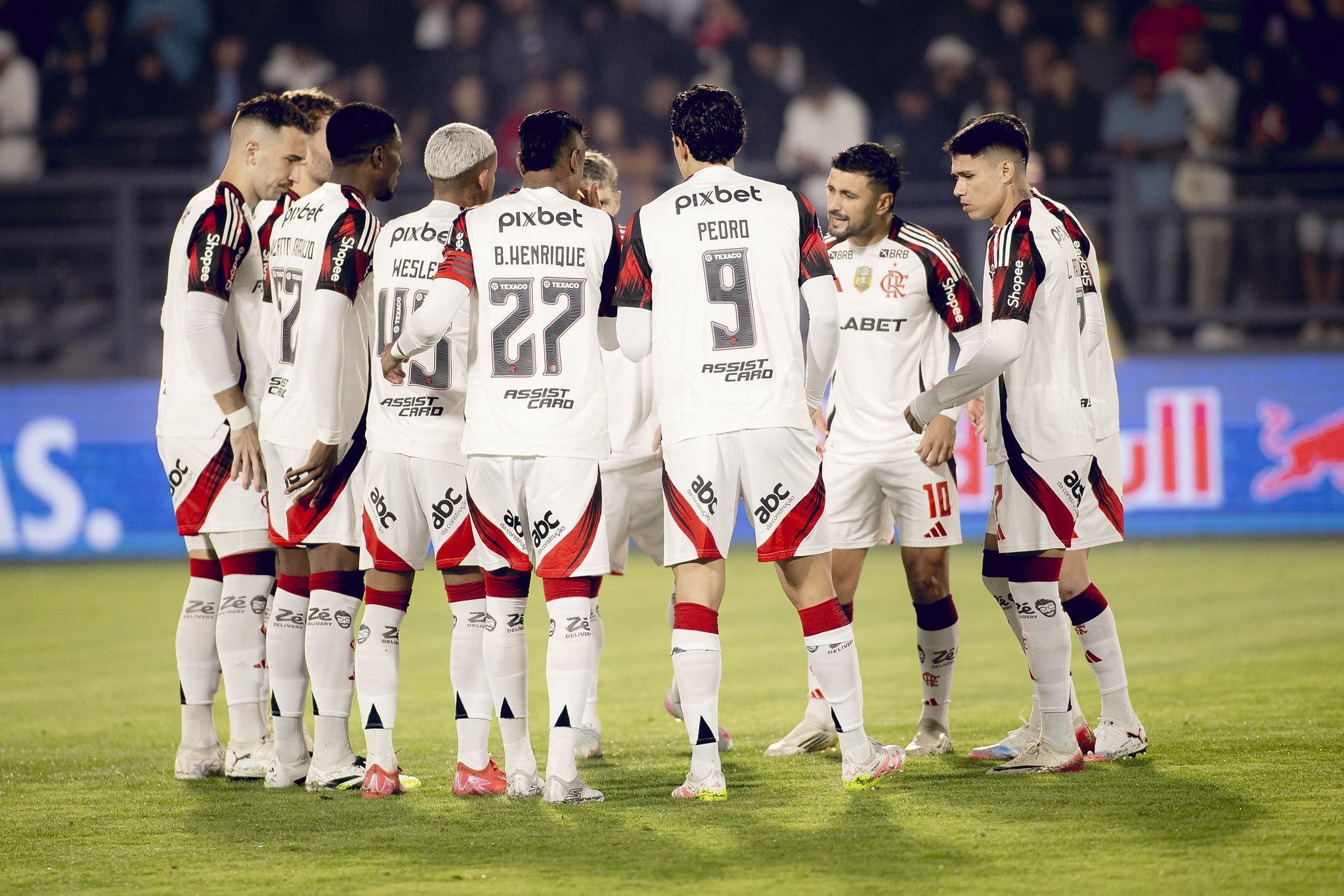 As baixas e o possível reforço do Flamengo para enfrentar o Atlético