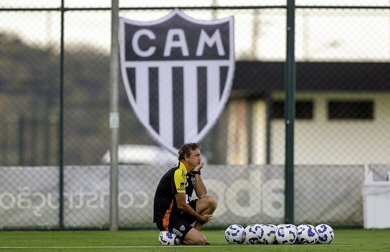 Com novidade, Atlético inicia preparação para enfrentar Flamengo