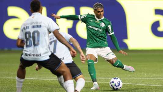 Facundo Torres balançou as redes no confronto entre Palmeiras e Grêmio