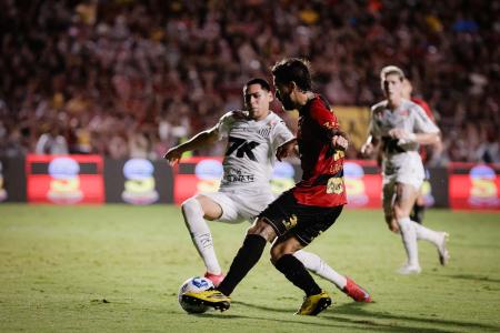 Empate não favoreceu nenhuma das equipes, que seguem na briga contra o rebaixamento