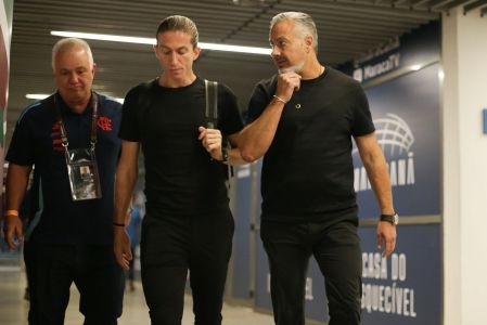 Filipe Luís e José Boto na chegada ao Maracanã