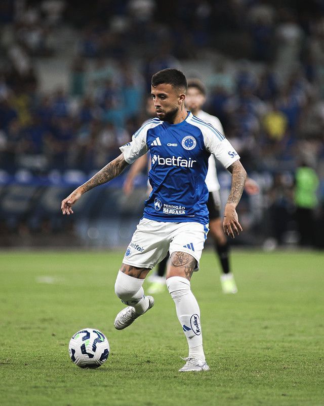 Matheus Henrique entra contra o Ceará e volta a atuar após quase quatro meses