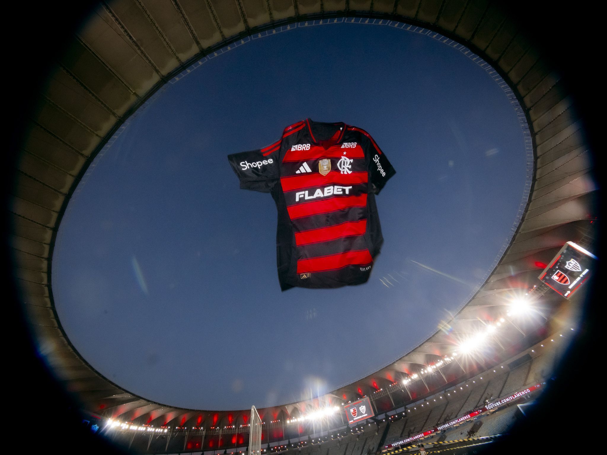 Flamengo anuncia fim de parceria e negocia novo patrocinador máster