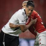 Mauricio Lemos recebe poucas chances no Vasco e vai para o fim da fila