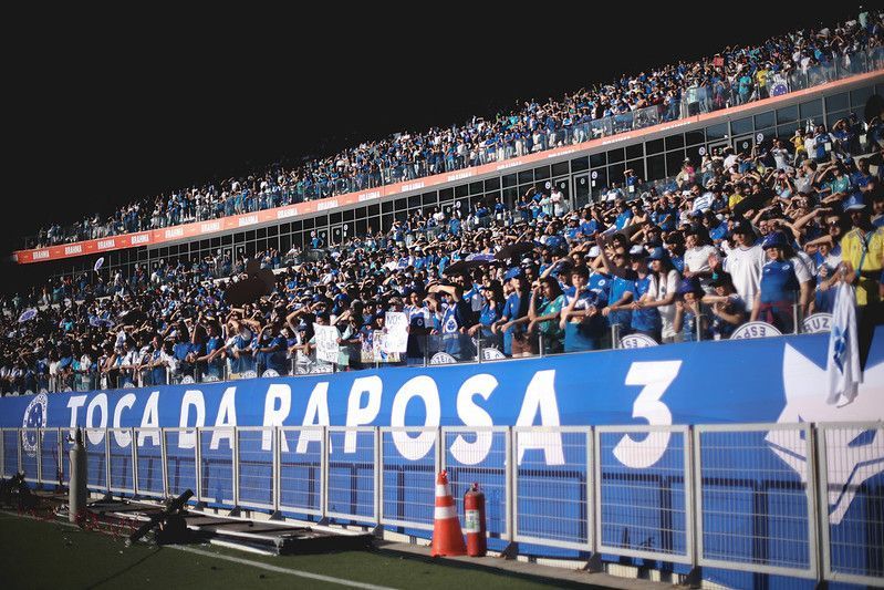 Casa cheia? Cruzeiro atualiza parcial de ingressos para duelo contra o Inter