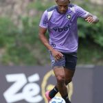 Com Danilo, Botafogo divulga lista de relacionados para partida contra o Cruzeiro